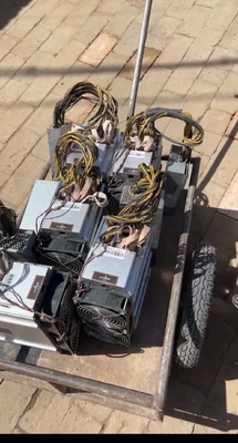 105ksol / S Bitmain Antminer Z11j 1418W ZEC Miner 228 × 134 × 279mm